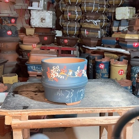 紫砂花盆竹节盆一个