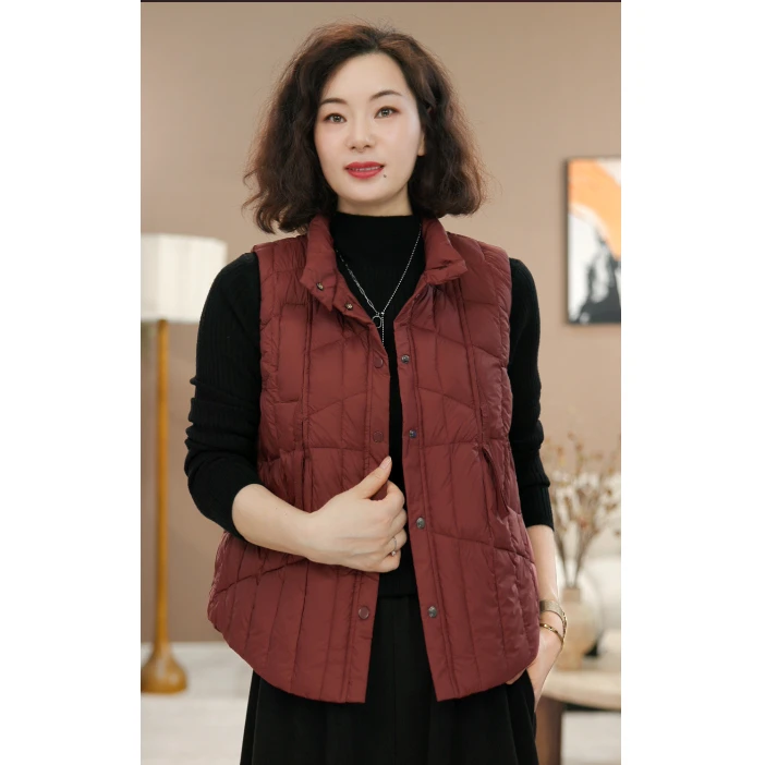 【涧蓝正品】秋冬新款洋气减龄90白鸭绒马甲女纯色保暖坎肩外套宽松