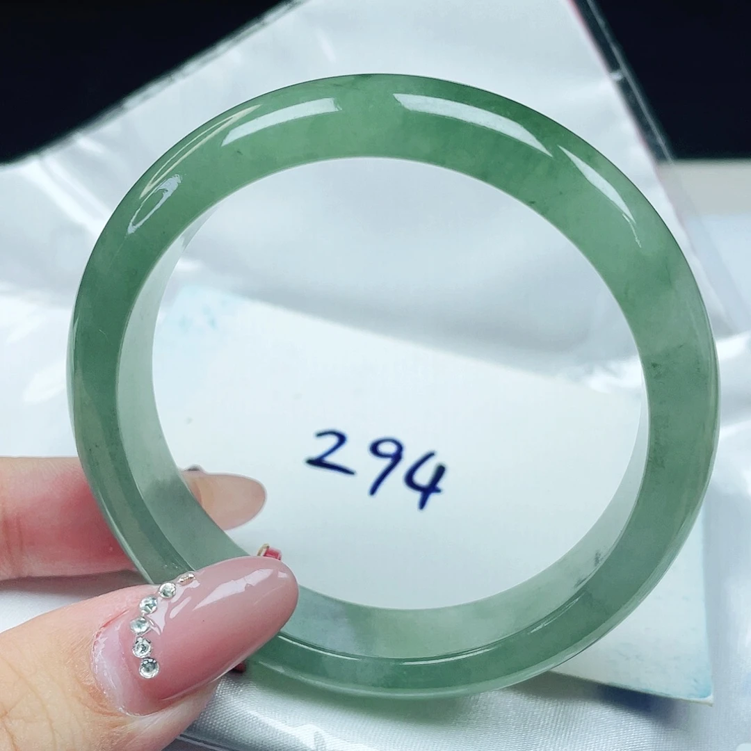 翡翠未镶嵌手镯正圈55+