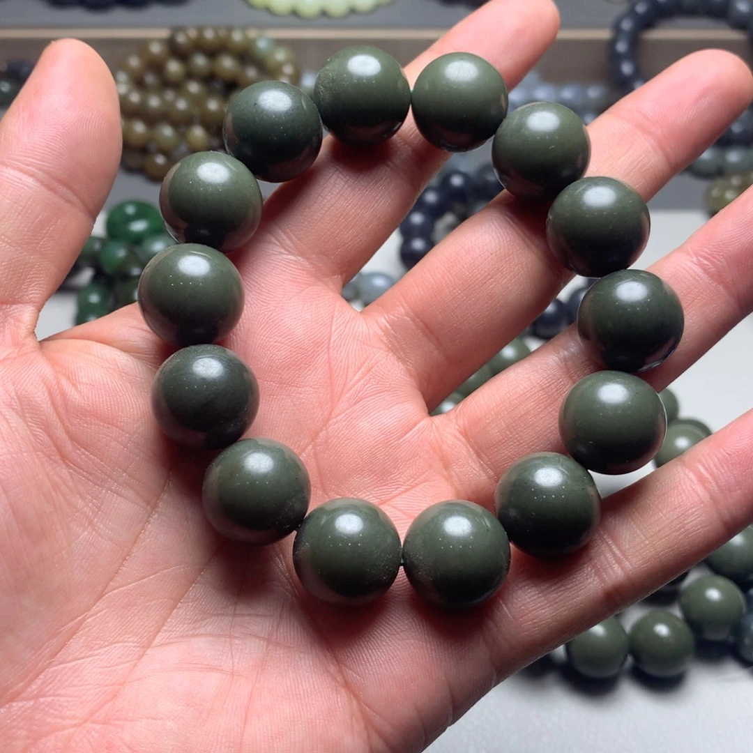 和田玉未镶嵌手链