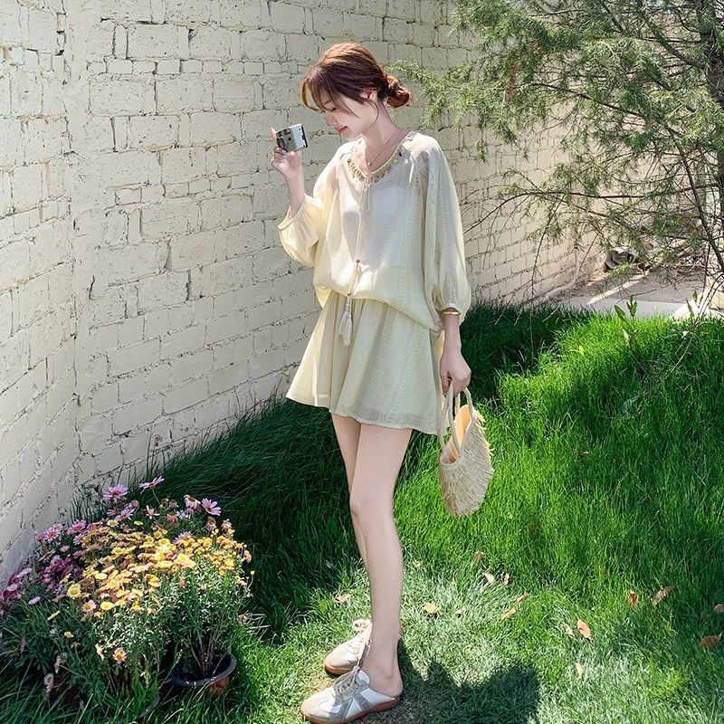 夏日漂亮小套装女205新款休闲气质松弛感穿搭防晒衬衫短裤两件套