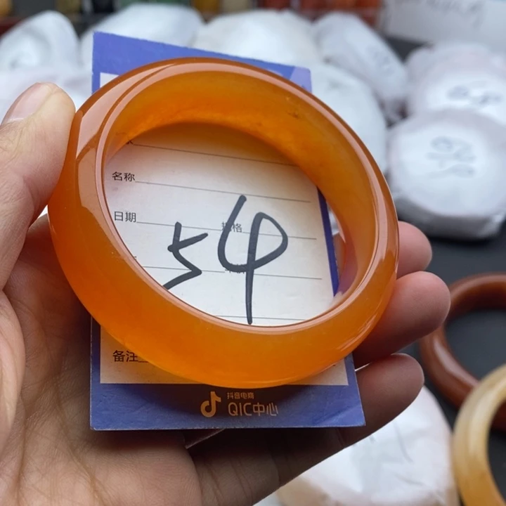 未镶嵌手镯石英质玉