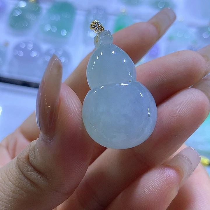 翡翠18K金镶嵌颈饰天然翡翠A货吊坠