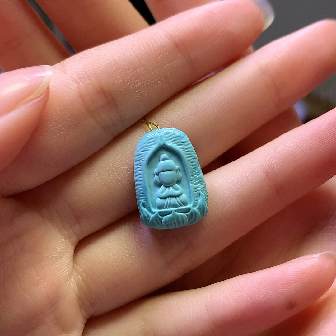 绿松石未镶嵌雕刻件