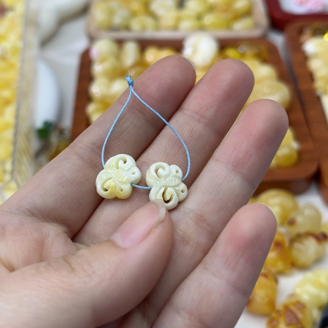 【闪购商品】未镶嵌蜜蜡裸石秋*配饰