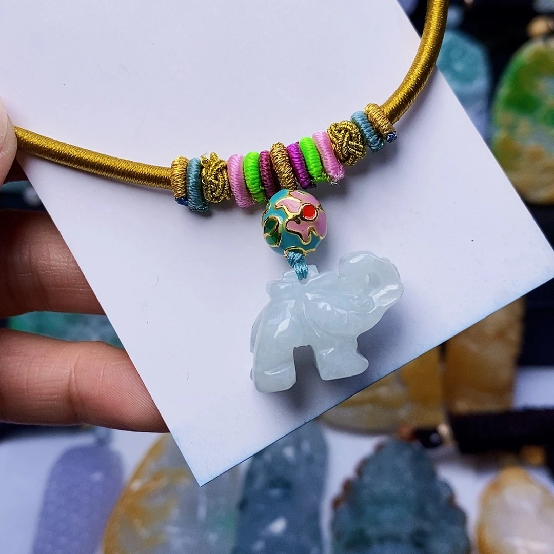 翡翠未镶嵌颈饰翡翠Ａ货一物一证