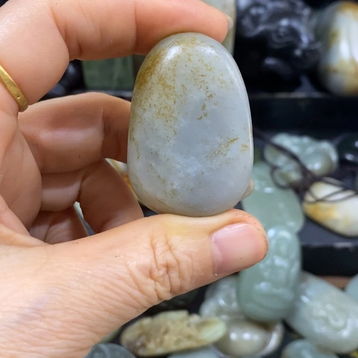 未镶嵌和田玉（糖玉）挂件