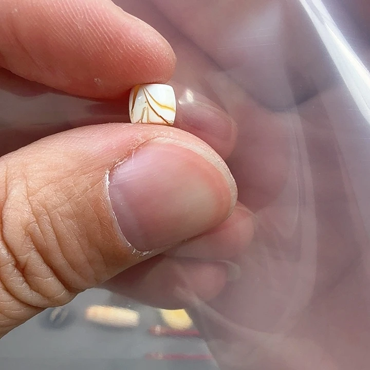 琥珀裸石未镶嵌暖****气gghhhbbhh