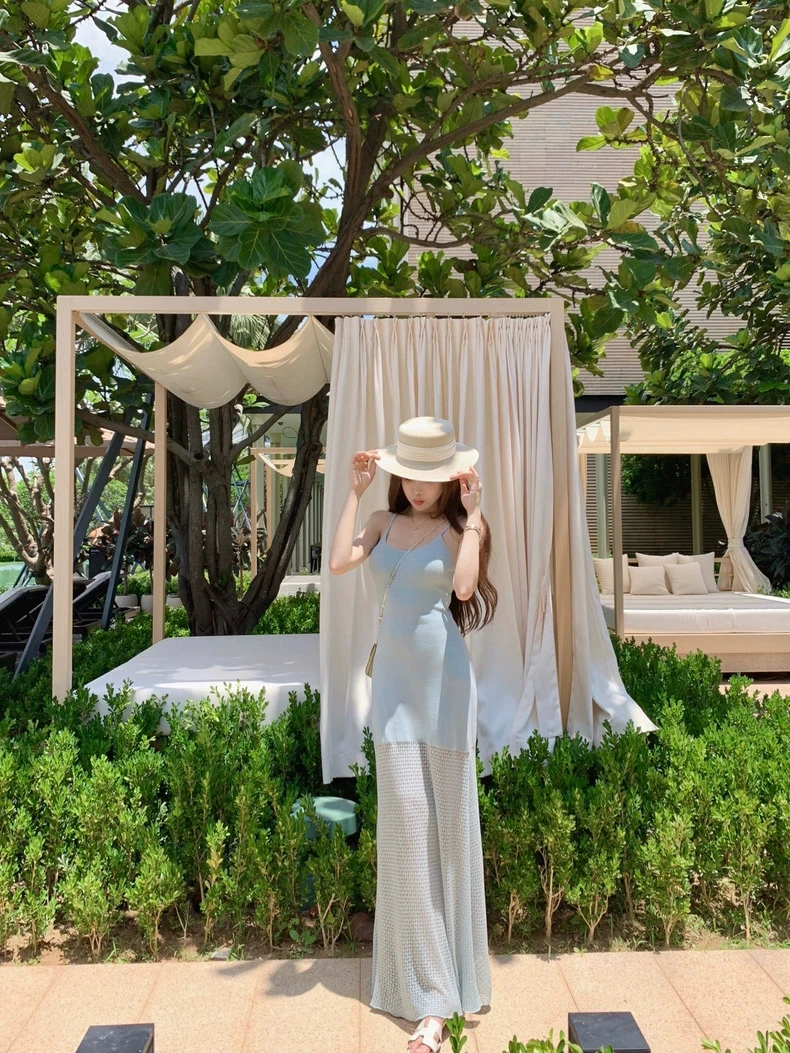 法式气质奶油蓝吊带拼接透视镂空针织长裙女设计感小众鱼尾连衣裙