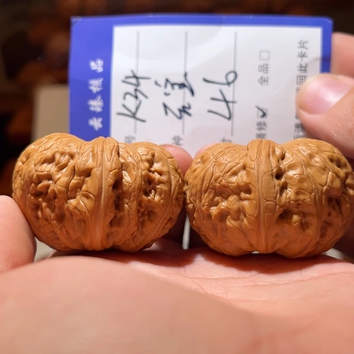 文玩核桃吊坠文玩