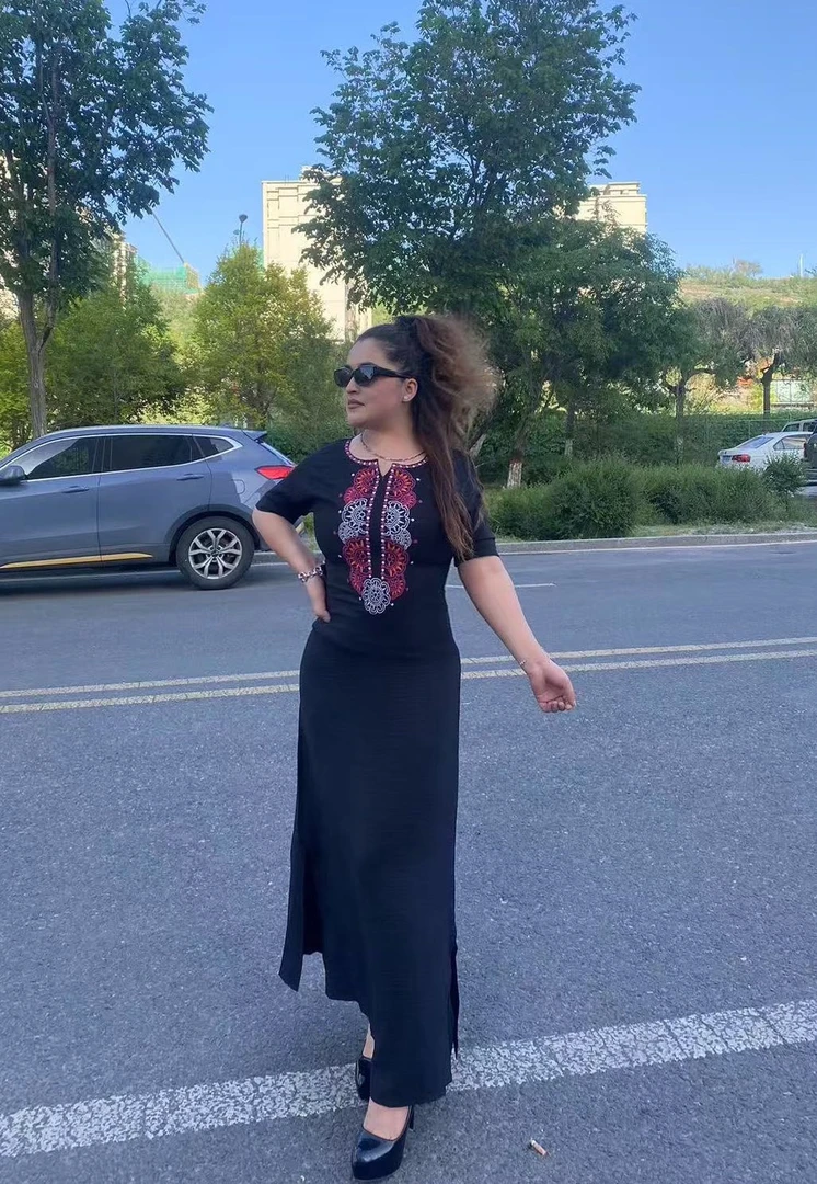 2025年爆款名族风连衣裙