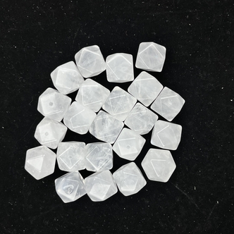 L652喜马拉雅八菱柱体水晶单珠