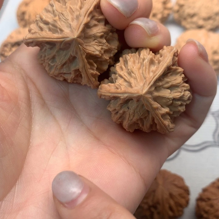 把件文玩核桃盘山三棱35