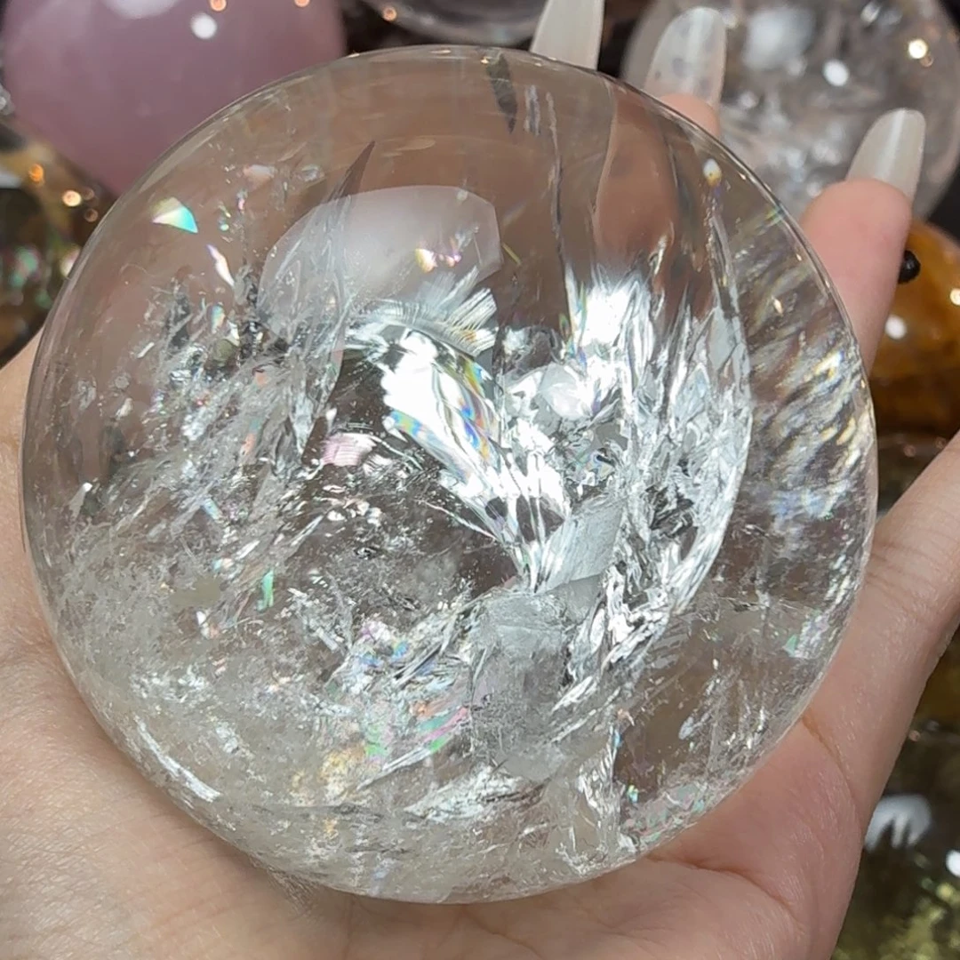 V***n水晶珠宝半成品未镶嵌彩虹晶中晶81.1mm