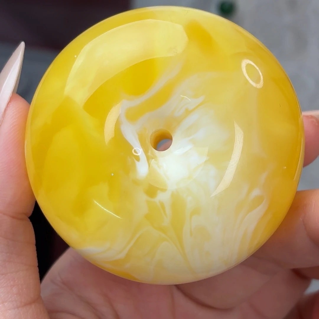 蜜蜡未镶嵌珠宝奇石橘底拉丝纹大扣子