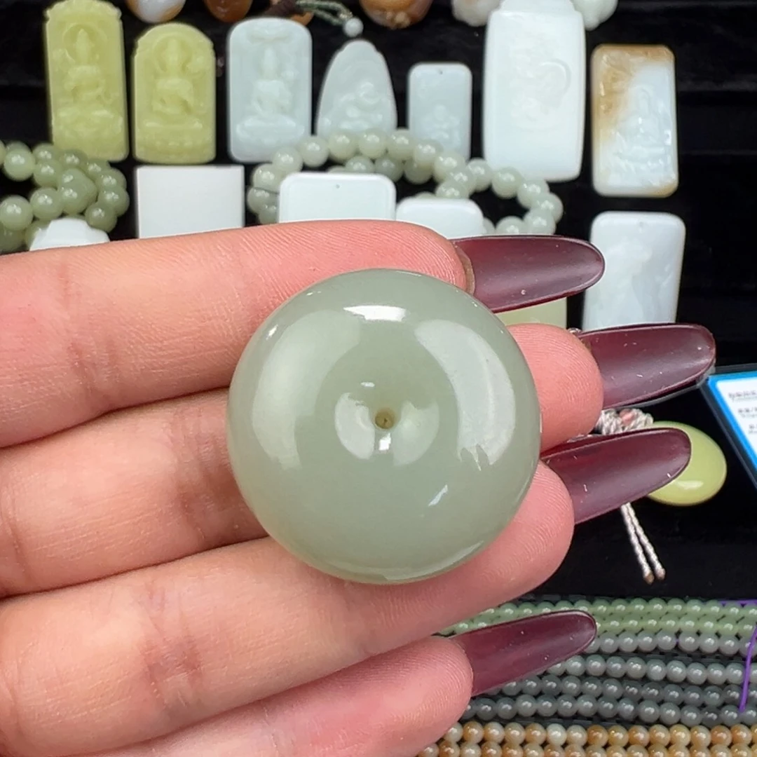 和田玉未镶嵌颈饰且末30*12mm