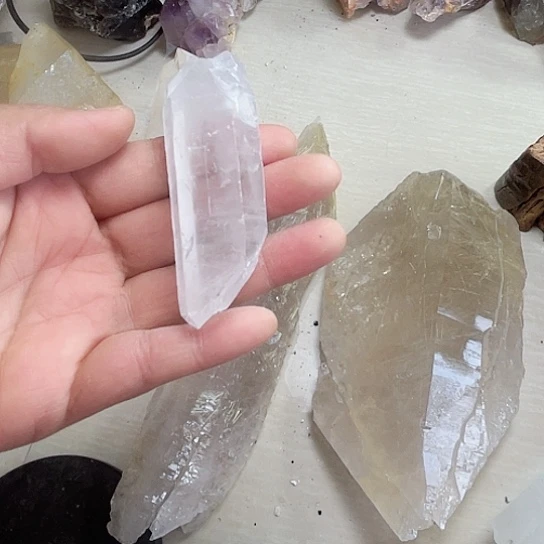 天然水晶原石未镶嵌烟晶清****舞