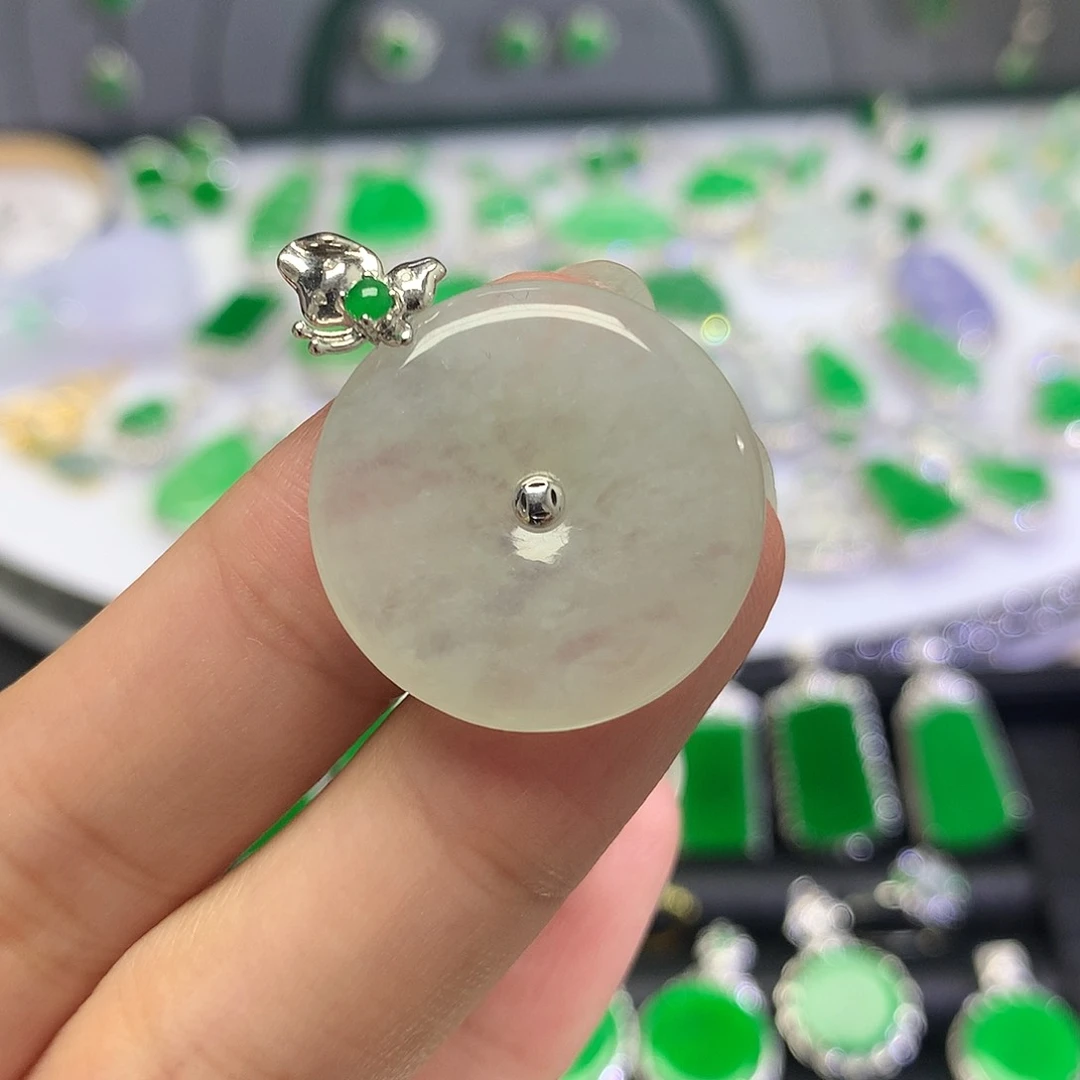 吊坠(不含链)18K金镶嵌翡翠