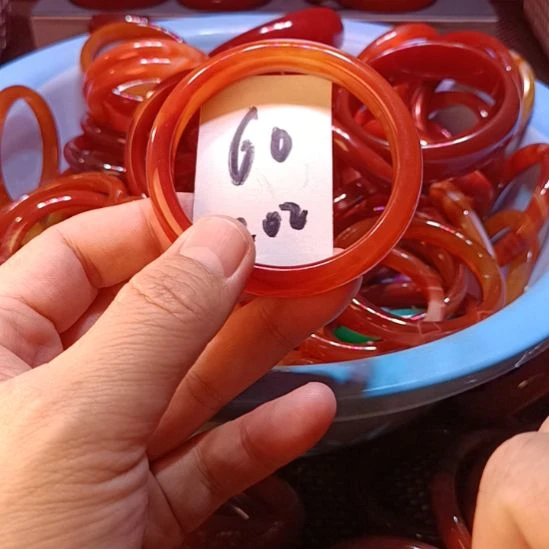 玛瑙/玉髓未镶嵌手镯