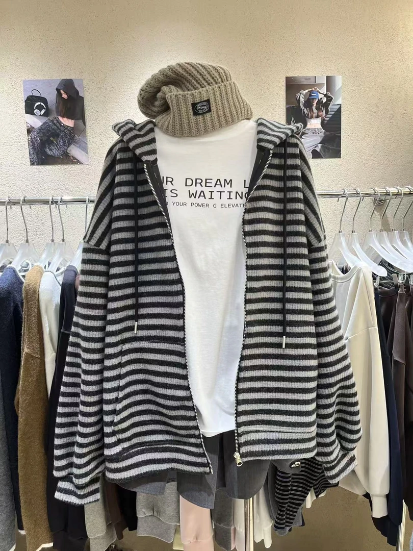 温柔瑶-Eleven冬季新款#韩版百搭条纹连帽外套#1851