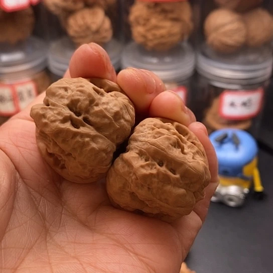文玩核桃把件蛤蟆头