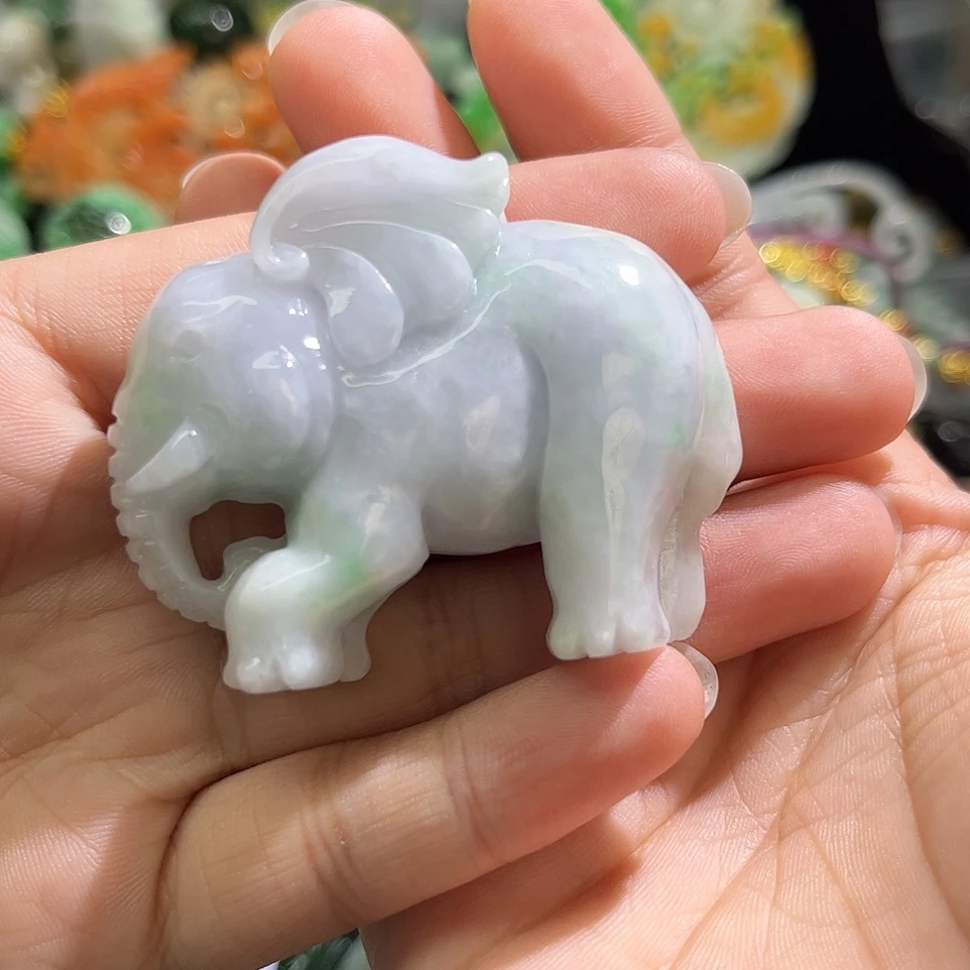 翡翠未镶嵌颈饰待编织