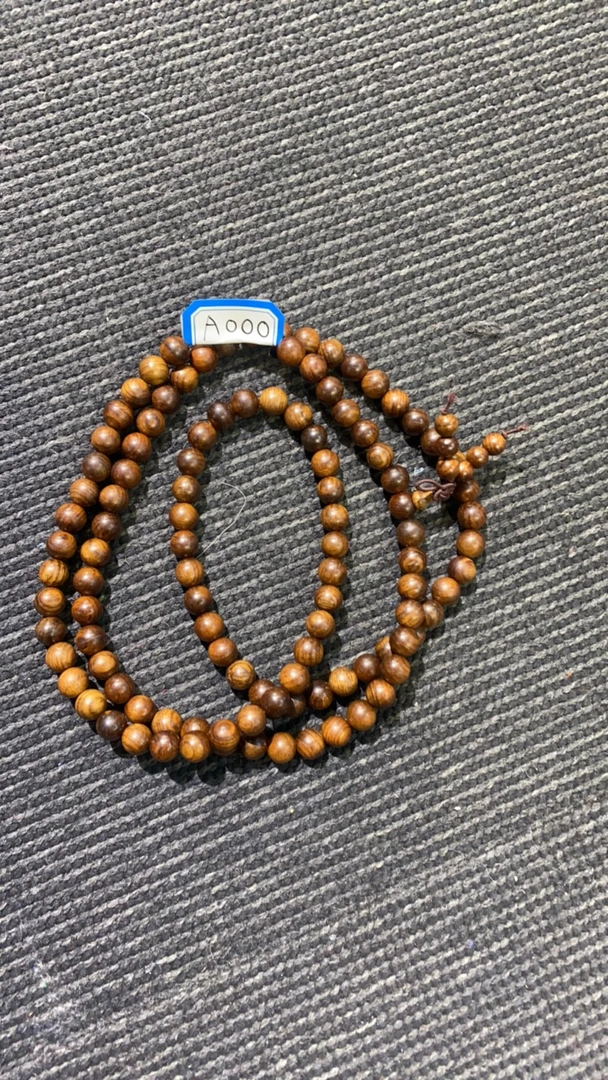 A000福利款手串一条