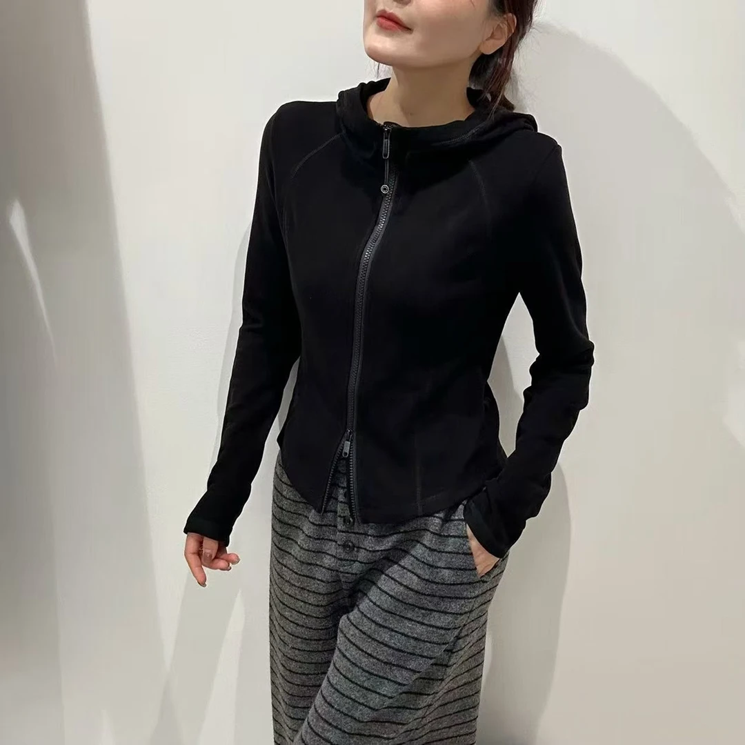 欧货德绒连帽卫衣女2025新款秋冬修身减龄显瘦加厚外套开衫上衣潮