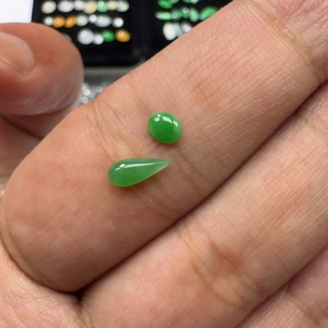 翡翠散珠天然缅甸翡翠A货随形蛋面