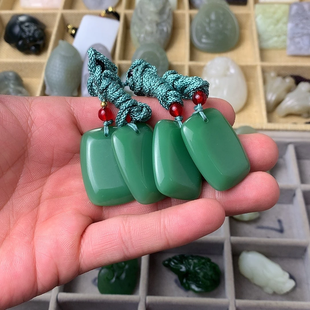 和田玉未镶嵌吊坠(不含链)