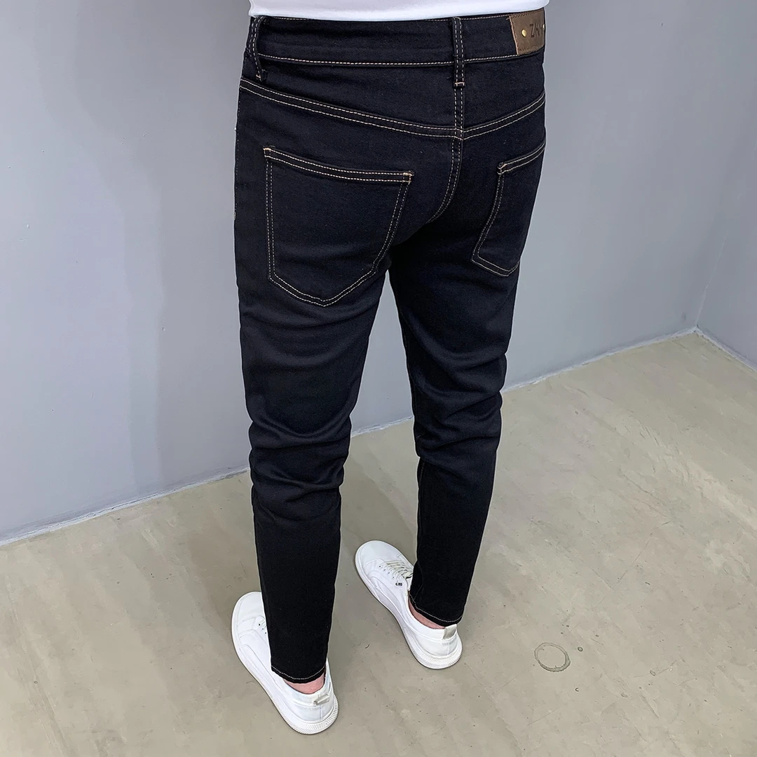 2025新款黑色牛仔裤男士弹力显瘦百搭韩版修身简约时尚小脚长裤