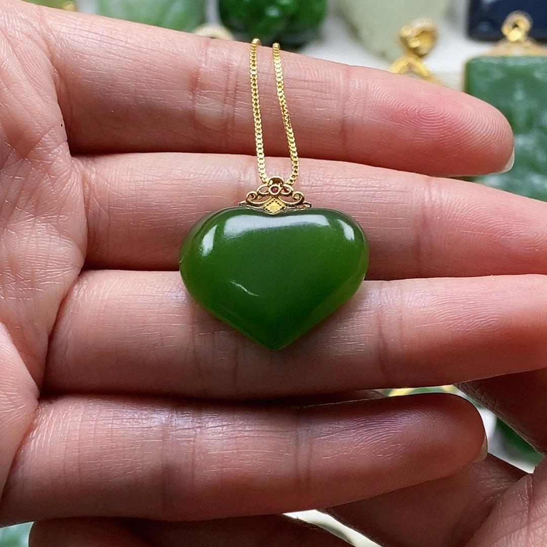 和田玉颈饰18K金镶嵌