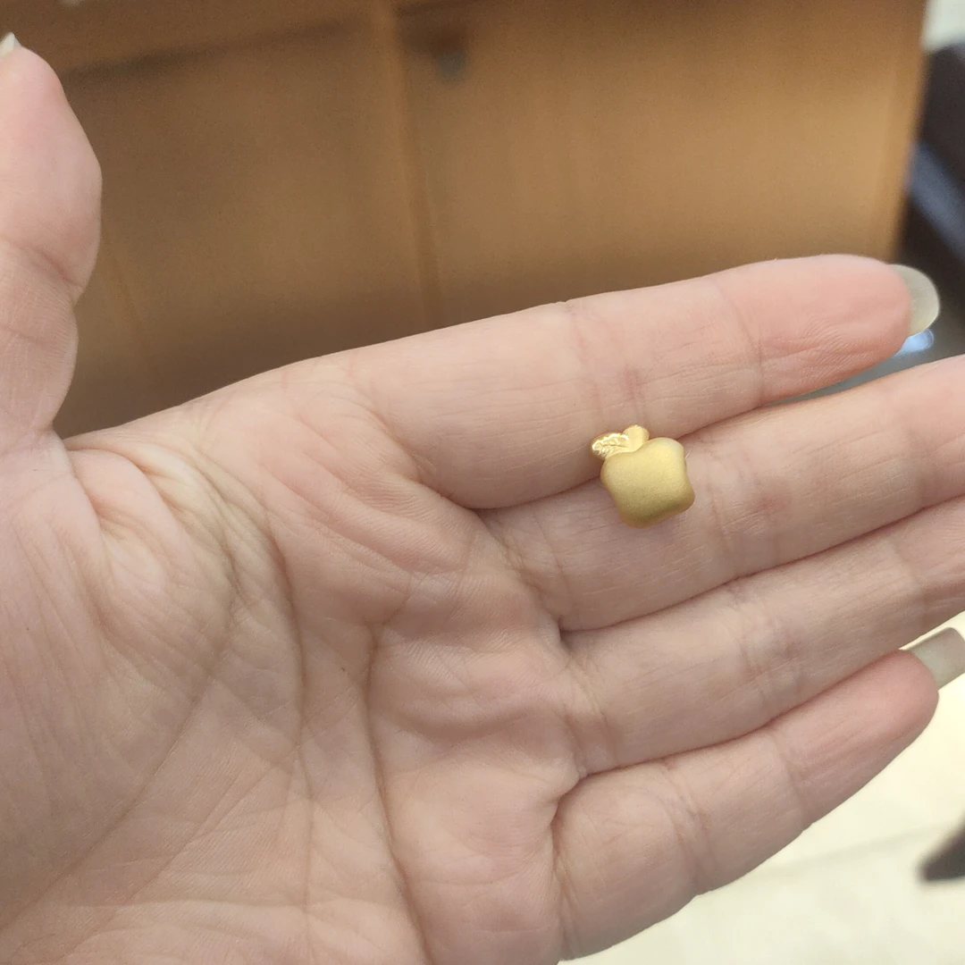 六桂福足金时尚苹果中穿