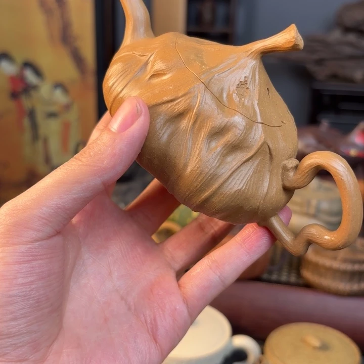 茶壶紫砂是因为她太善良才喜欢的