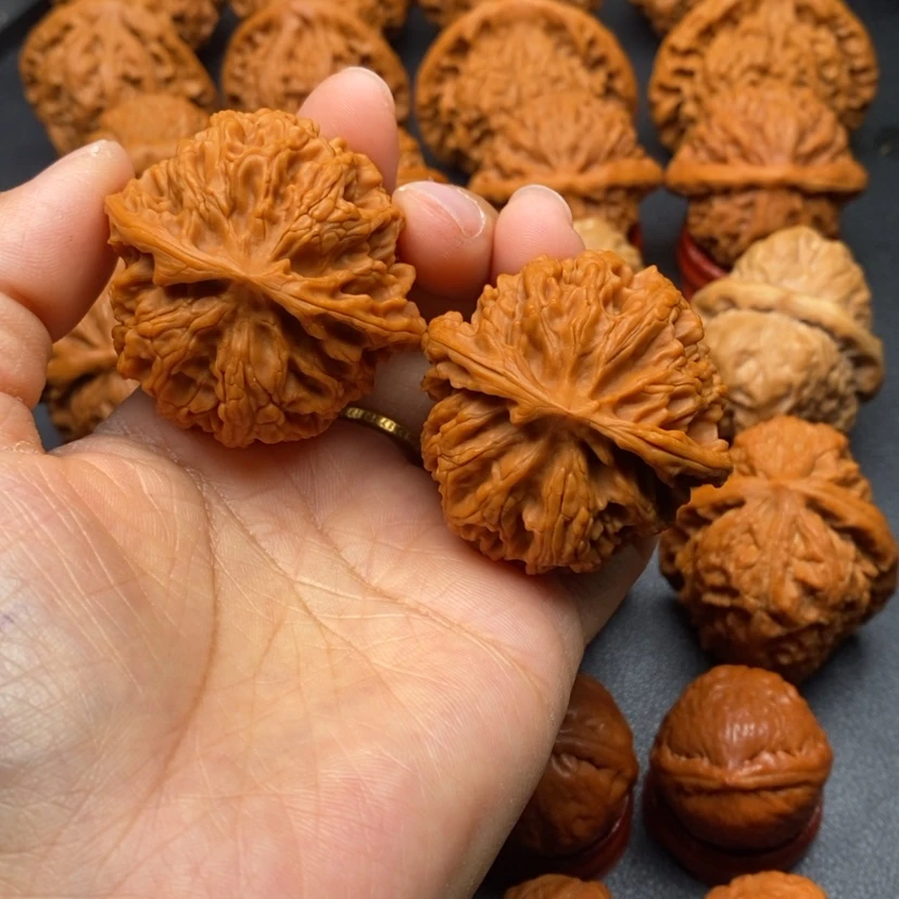 【闪购商品】文玩核桃把件42苹果园