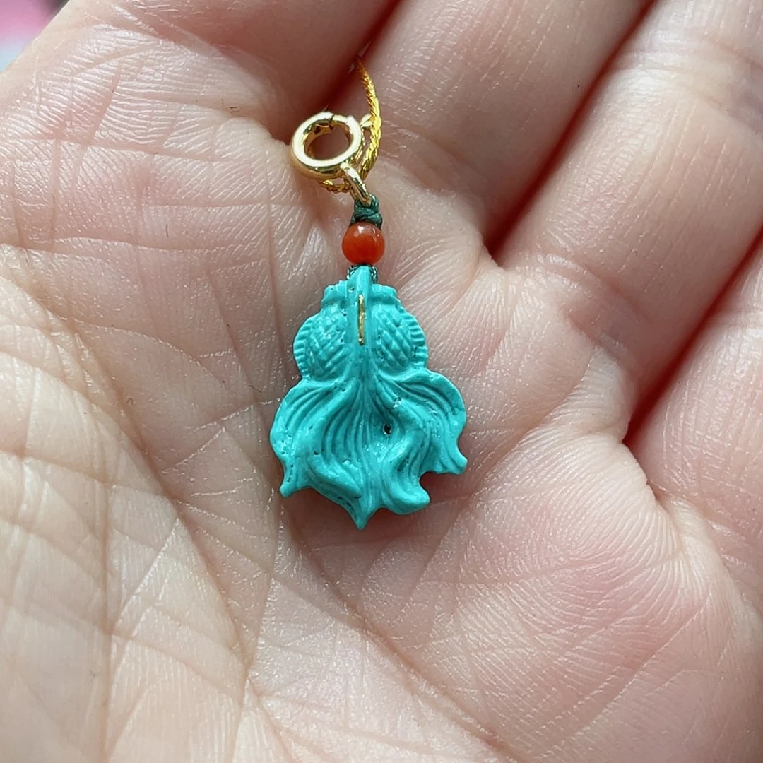 绿松石颈饰未镶嵌