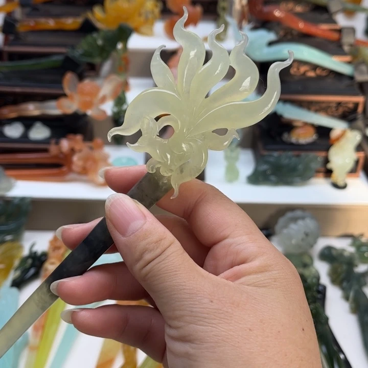 蛇纹石玉未镶嵌岫玉发簪