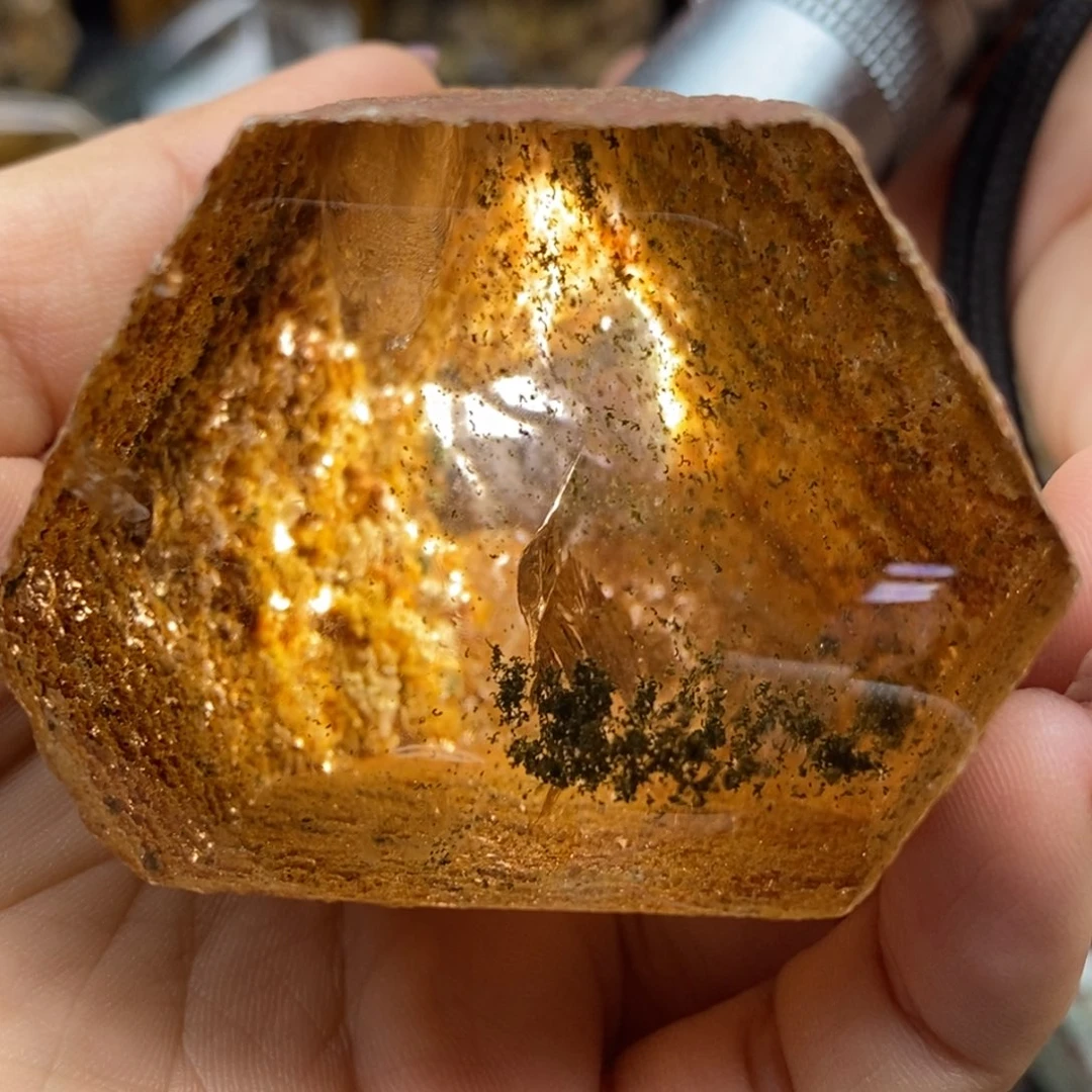 未镶嵌水晶珠宝半成品