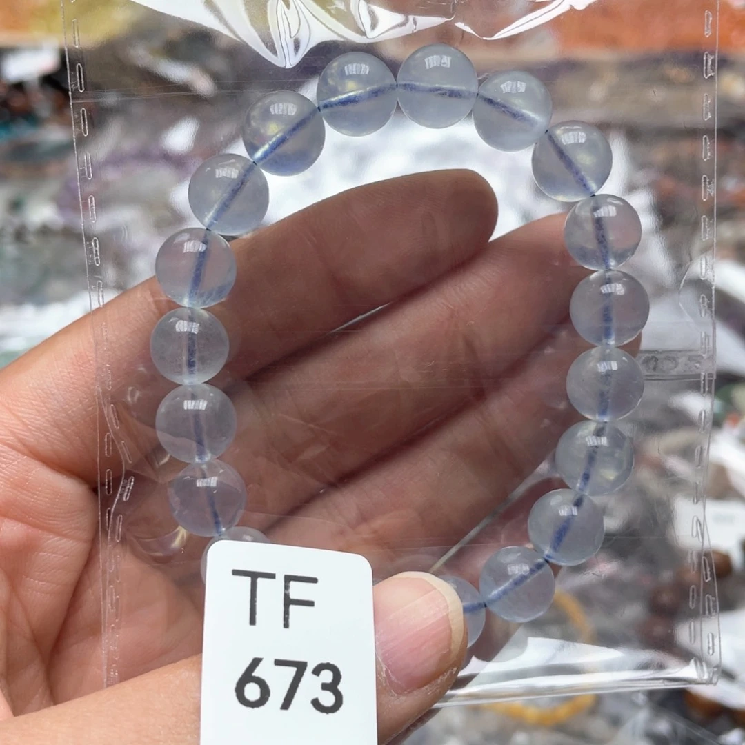 水晶多样性发一只未镶嵌