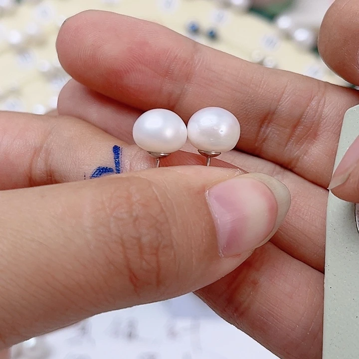 林***e银S925镶嵌淡水珍珠耳饰