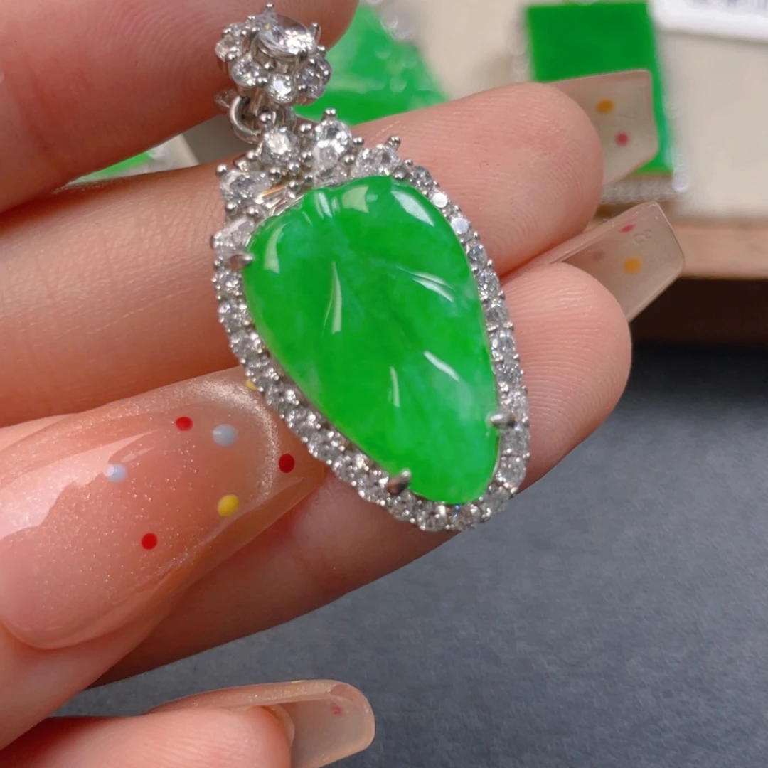 翡翠银S925镶嵌吊坠(不含链)b h b b