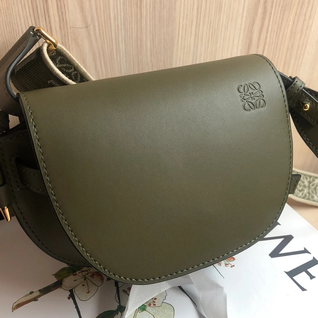 99新 LOEWE/罗意威 墨绿色gate马鞍包