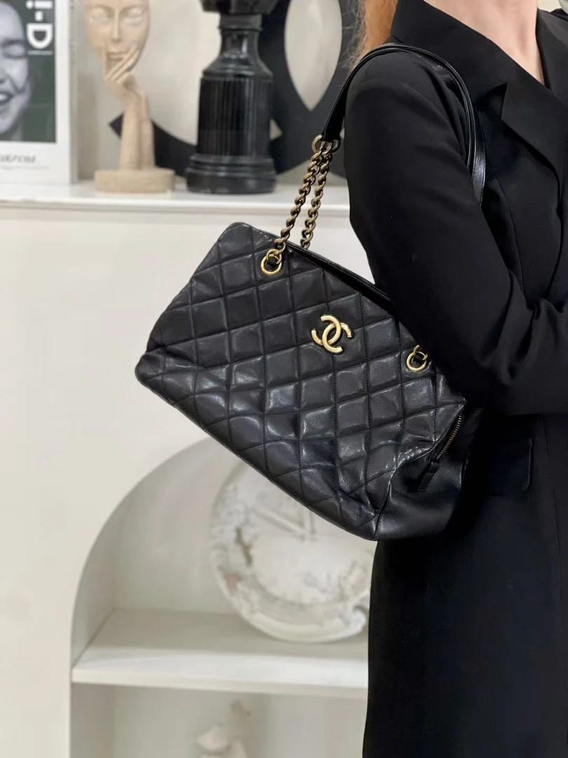 99新 Chanel/香奈儿 香奈儿孟买tote黑金/优品