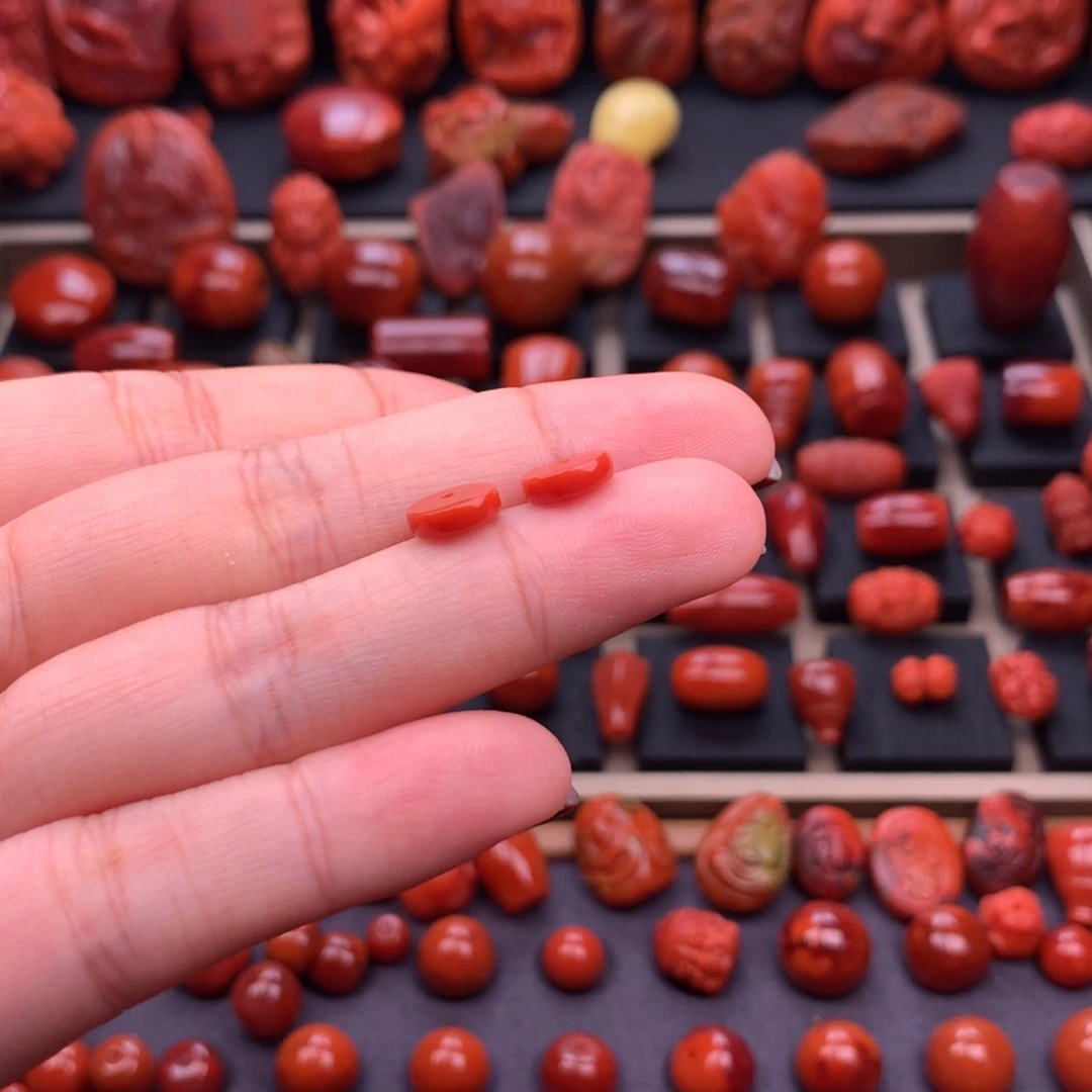 南红玛瑙未镶嵌川料原矿精工直切隔片8mm