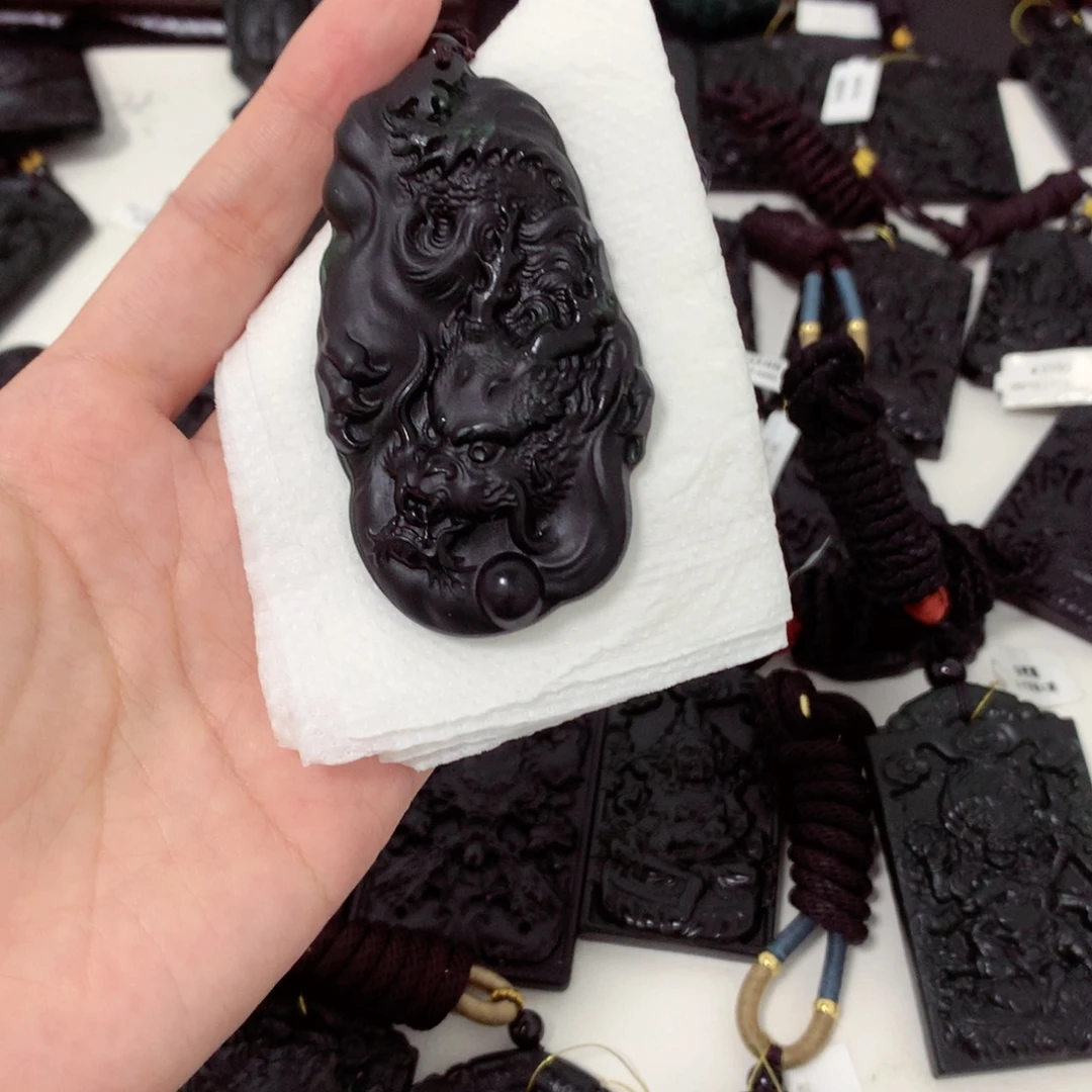 得***在天然缅甸a货钢琴黑挂件