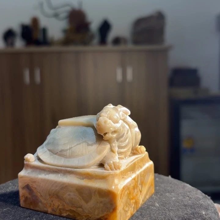 达***斋昌化石昌化兽钮墩子