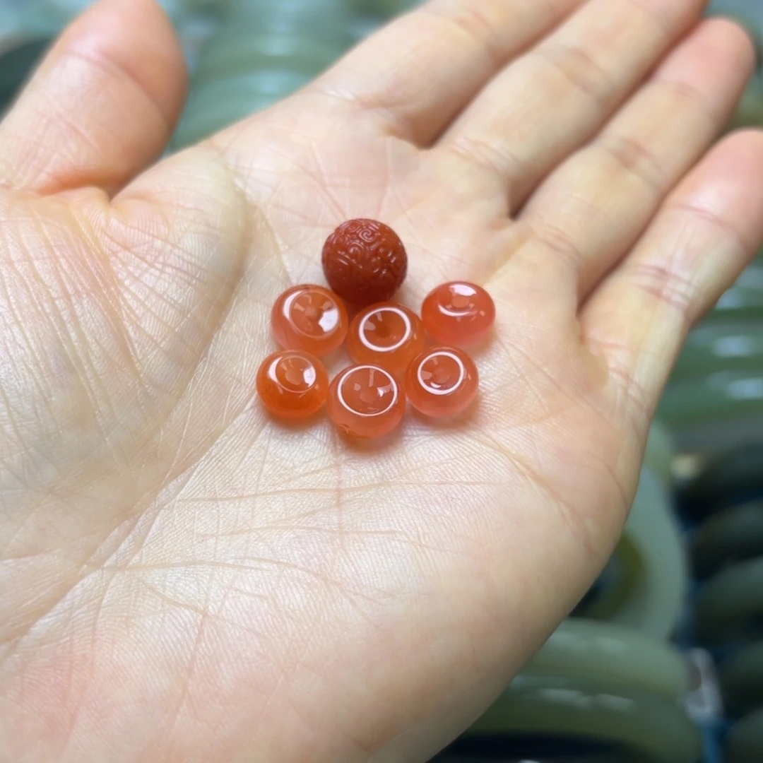 和田玉戒指未镶嵌寒**?