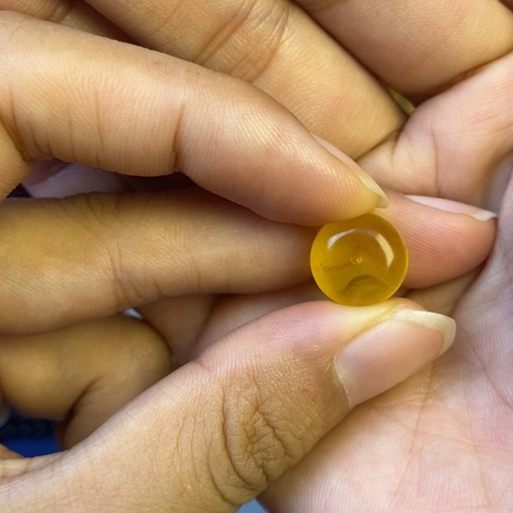 未镶嵌琥珀珠宝奇石