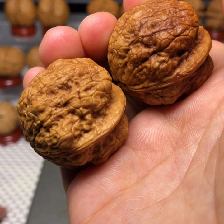 文玩核桃把件2元宝蟾