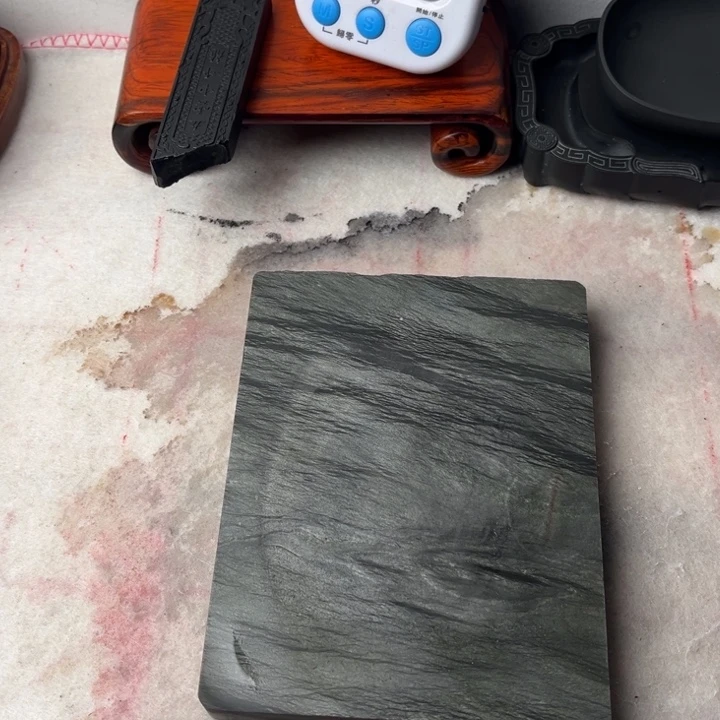 我****知1…………………………………………